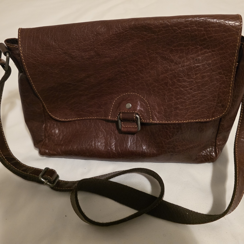 Brown Leather Women's Messenger Bag